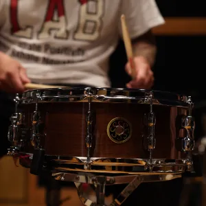 Caisse Claire Sakae 14 X 6.5" Noyer