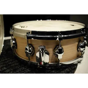 DS DRUMS Rebel Custom Caisse Claire  14"x 5,5" Birch Natural Satin Ltd Edition