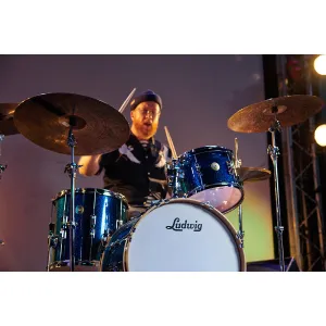 LUDWIG Continental Club Series Batterie 22"/4pcs Blue Sparkle