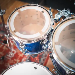 DW Collector's Series Batterie 22"/4pcs Finish Ply Blue Glass