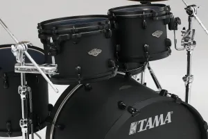 TAMA Starclassic Performer Batterie 22"/4pcs Flat Black Limited Edition