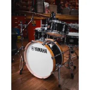 YAMAHA Stage Custom Hip Batterie 20"/4Pcs Raven Black