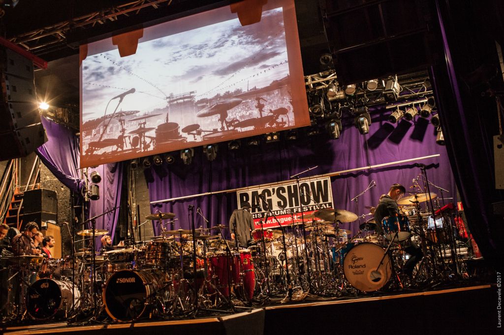 Préparation vidéo pour le duo de Joe Clegg avec lui même en concert d'Ellie Goulding