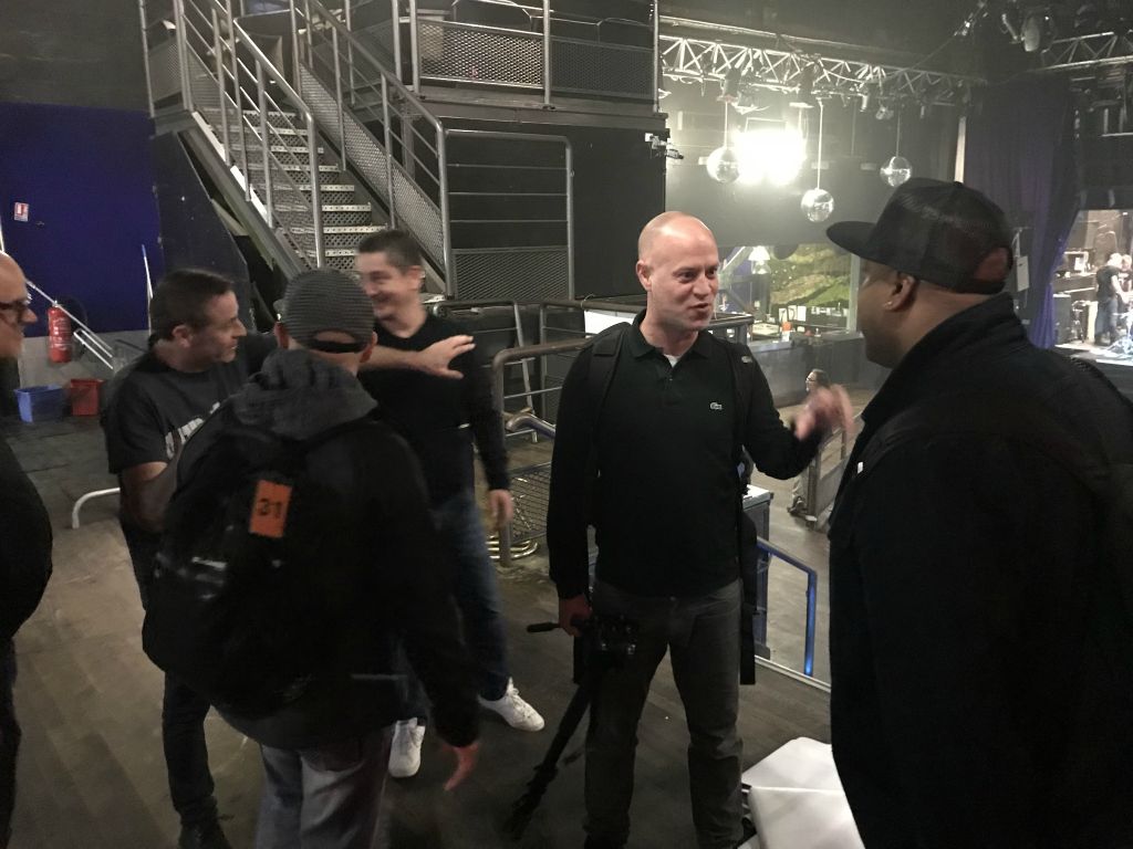 Gérald Massoubre de Wikidrummers était là à la première heure pour interviewer les stars, ici avec Raul Pineda