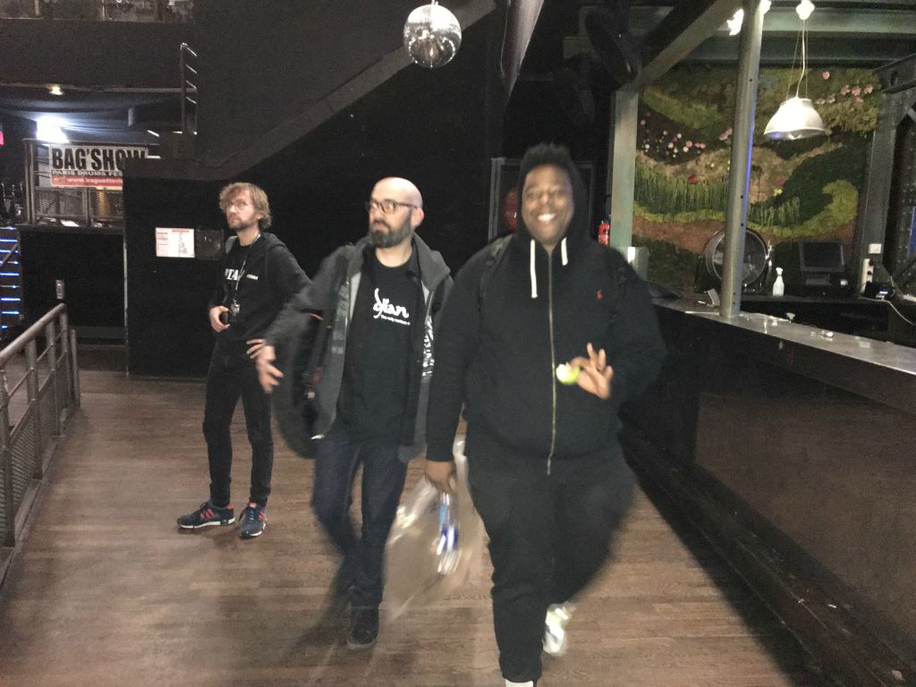 Arrivée de Monsieur Aaron Spears et de son drumtech