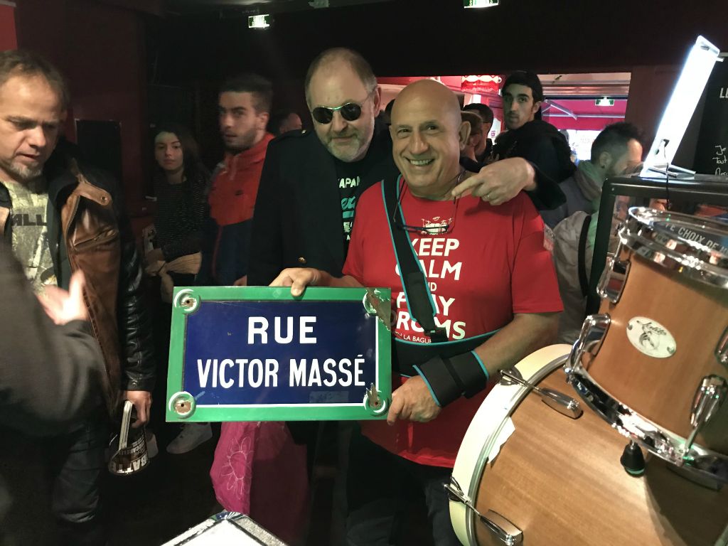 Flamm qui nous a offert cette magnifique Plaque trouvé dans une brocante !! Merci Flamm