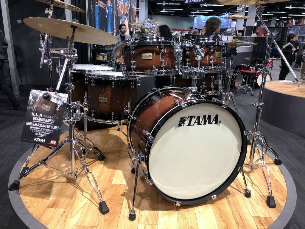 Modèle TAMA SLP Dynamic Kaptur finition Gloss Black Kapur Burst